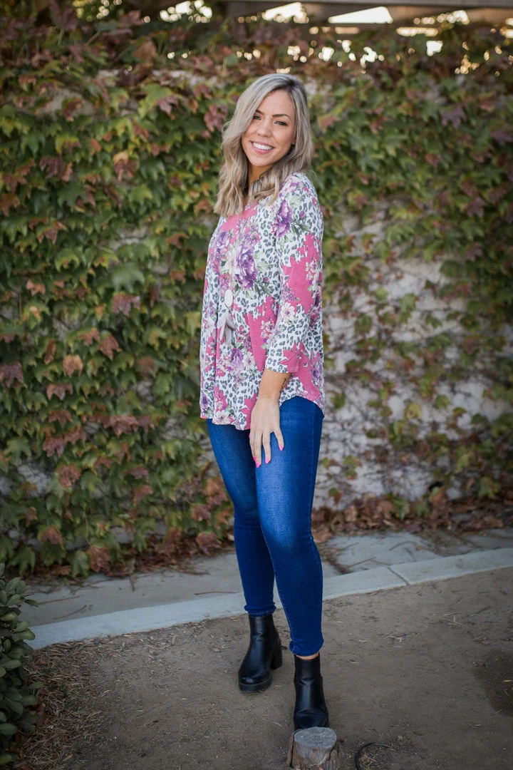 Boutique Simplified Sweetest Escape V-Neck Gabby 4 Boutique Simplified Sweetest Escape V-Neck Gabby