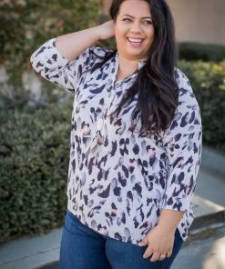 Boutique Simplified Finger Painting In The Dark 3/4 Sleeve Top