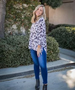 Boutique Simplified Finger Painting In The Dark 3/4 Sleeve Top