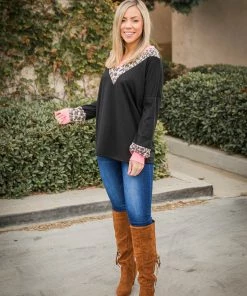 Boutique Simplified Wild Fling Pullover