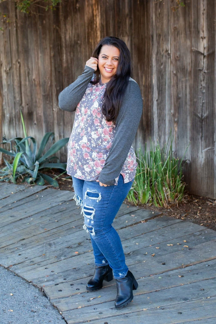 Boutique Simplified Ring Around The Roses Long Sleeve Top 4 Boutique Simplified Ring Around The Roses Long Sleeve Top