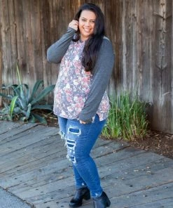 Boutique Simplified Ring Around The Roses Long Sleeve Top 12 Boutique Simplified Ring Around The Roses Long Sleeve Top