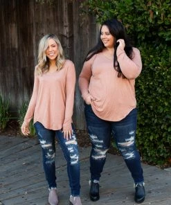 Boutique Simplified Everyday Long Sleeve Tee In Taupe 1X