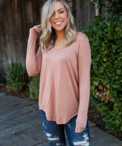 Boutique Simplified Everyday Long Sleeve Tee In Taupe 1X