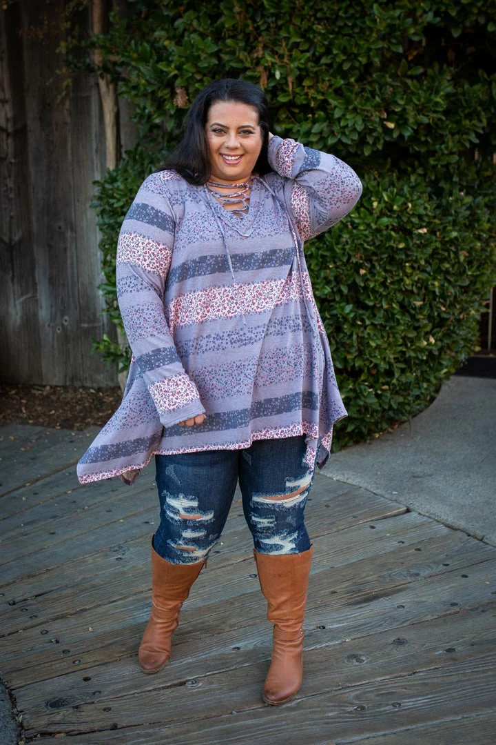 Boutique Simplified Floral Paths Long Sleeve Tunic 4 Boutique Simplified Floral Paths Long Sleeve Tunic