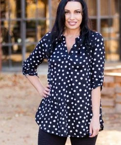 Boutique Simplified Dot Off The Press 3/4 Sleeve Top