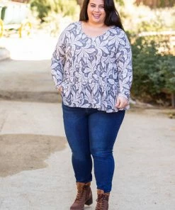 Boutique Simplified Leaf Me Be Tiered Tunic 15 Boutique Simplified Leaf Me Be Tiered Tunic