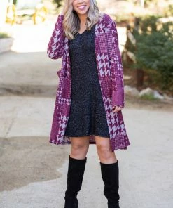 Boutique Simplified Burgundy Houndstooth Sweater Cardigan