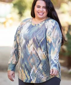 Boutique Simplified Savannah Charm Long Sleeve Top 14 Boutique Simplified Savannah Charm Long Sleeve Top