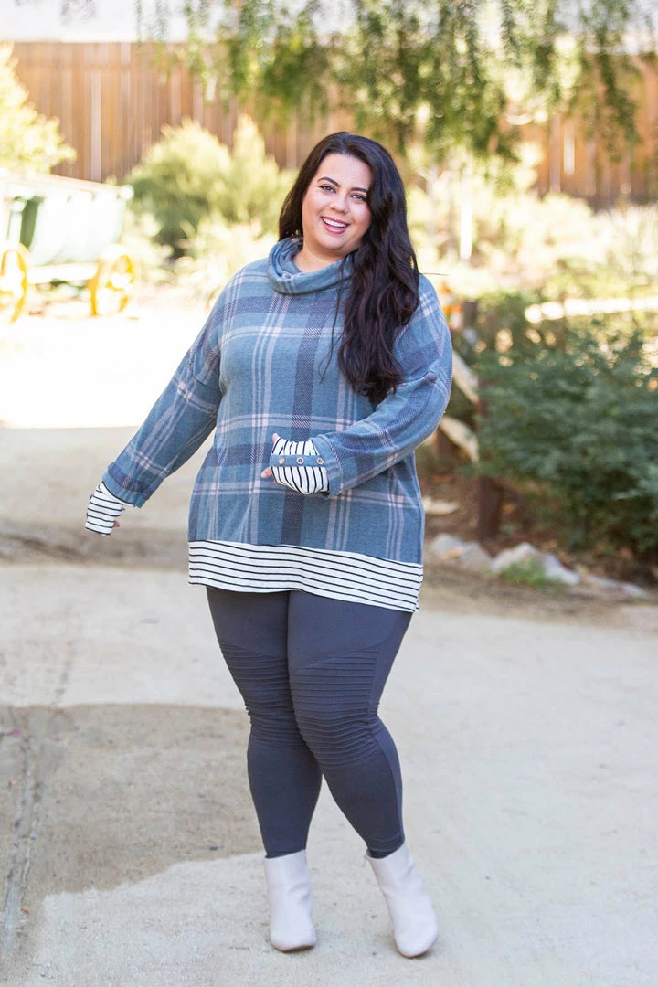 Boutique Simplified Teal Me About It Plaid Thumbhole Tunic 3 Boutique Simplified Teal Me About It Plaid Thumbhole Tunic