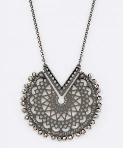 Boutique Simplified Apparel Mandala Pendant Necklace
