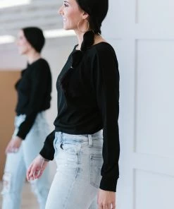 Trendsi Kimberly C Come Home Twist Back Top