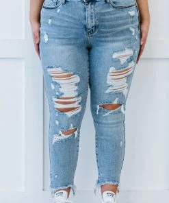 Trendsi Judy Blue Beth High-Rise Distressed Skinny Jeans Apparel