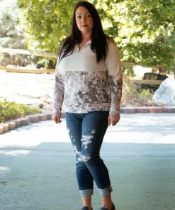 Boutique Simplified Splashed With Fall Pullover