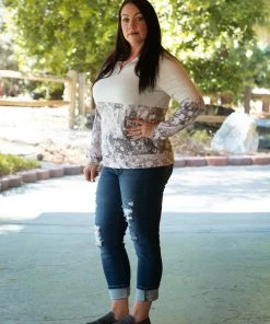 Boutique Simplified Splashed With Fall Pullover