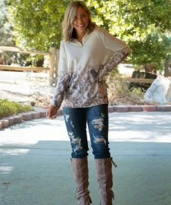 Boutique Simplified Splashed With Fall Pullover