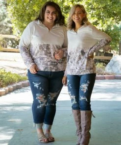 Boutique Simplified Splashed With Fall Pullover