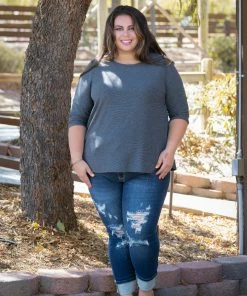 Boutique Simplified Charcoal Illusions 3/4 Sleeve