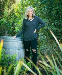 Boutique Simplified All The Feels Pullover In Charcoal