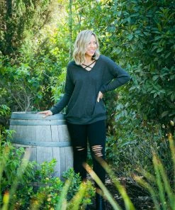 Boutique Simplified All The Feels Pullover In Charcoal