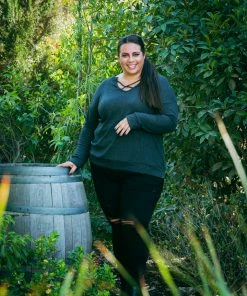 Boutique Simplified All The Feels Pullover In Charcoal