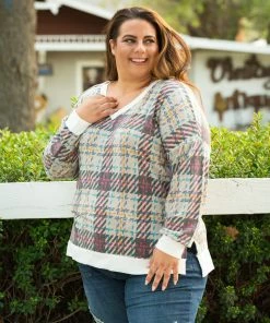 Boutique Simplified Sketched With Plaid Pullover