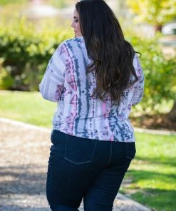 Boutique Simplified Pinkin' In Aztec Long Sleeve Top
