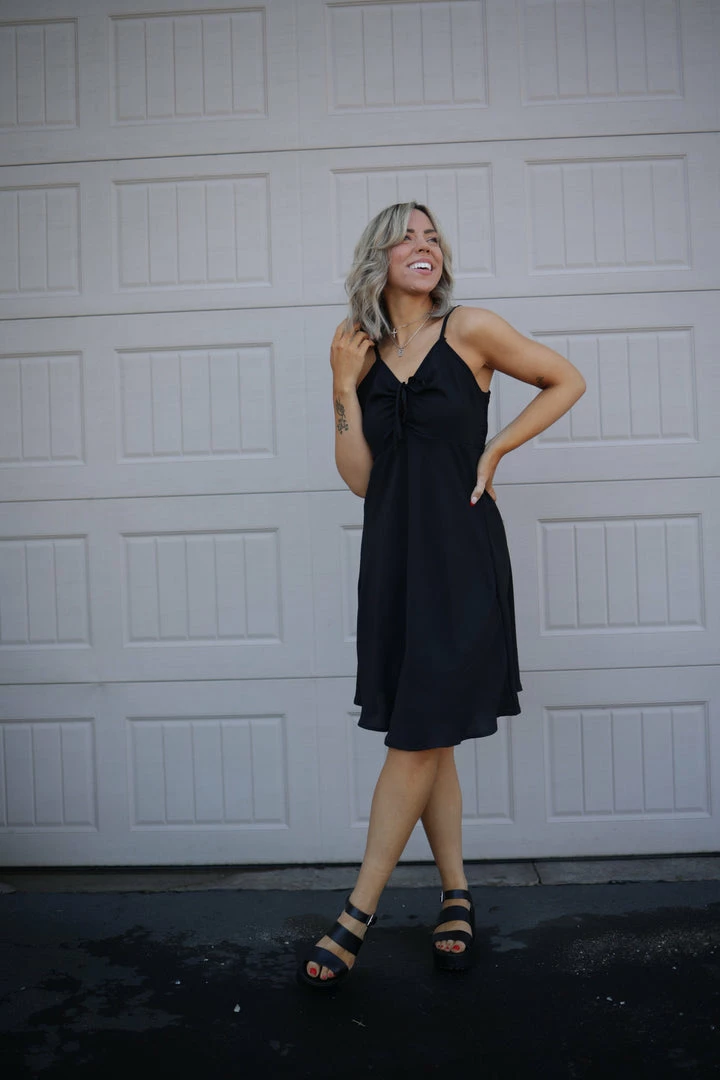 Boutique Simplified Heavenly Ruched Crinkle Dress 6 Boutique Simplified Heavenly Ruched Crinkle Dress