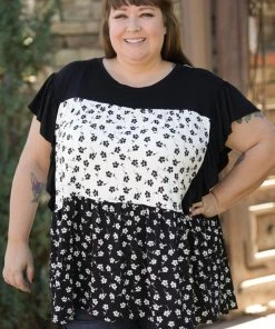 Boutique Simplified Obsessive Devotion Ruffled Short Sleeve 1X