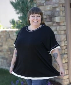 Boutique Simplified Love You Out Loud Short Sleeve