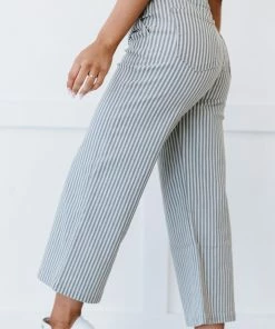Trendsi Kancan Emerson Pinstripe Wide Leg Cropped Jeans Trousers + Leggings + Denim 9 Trendsi Kancan Emerson Pinstripe Wide Leg Cropped Jeans Trousers + Leggings + Denim
