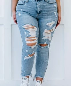 Trendsi Judy Blue Beth High-Rise Distressed Skinny Jeans Apparel
