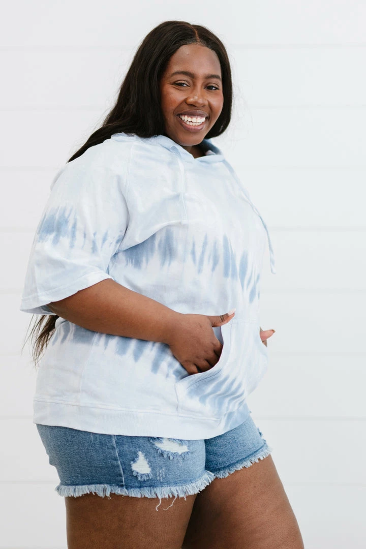 Trendsi Watching Clouds Tie-Dye Short-Sleeved Hoodie 3 Trendsi Watching Clouds Tie-Dye Short-Sleeved Hoodie