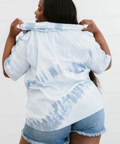 Trendsi Watching Clouds Tie-Dye Short-Sleeved Hoodie 14 Trendsi Watching Clouds Tie-Dye Short-Sleeved Hoodie