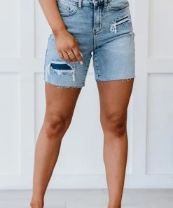Trendsi Apparel Judy Blue Hallie Mid-Length Denim Patch Shorts