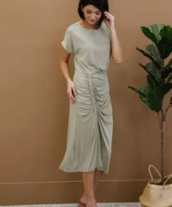 Trendsi Manhattan Nights Ruched Midi Dress