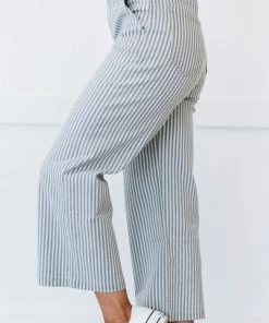 Trendsi Kancan Emerson Pinstripe Wide Leg Cropped Jeans Trousers + Leggings + Denim 8 Trendsi Kancan Emerson Pinstripe Wide Leg Cropped Jeans Trousers + Leggings + Denim