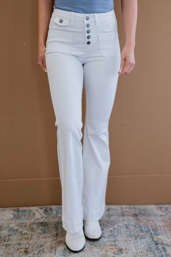 Trendsi White Button Fly Flare Jeans 1 Trendsi White Button Fly Flare Jeans