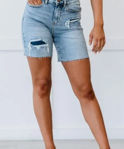 Trendsi Apparel Judy Blue Hallie Mid-Length Denim Patch Shorts