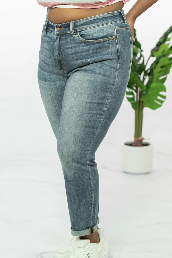 Trendsi Judy Blue Eva Bleach Splash Boyfriend Jeans 3 Trendsi Judy Blue Eva Bleach Splash Boyfriend Jeans