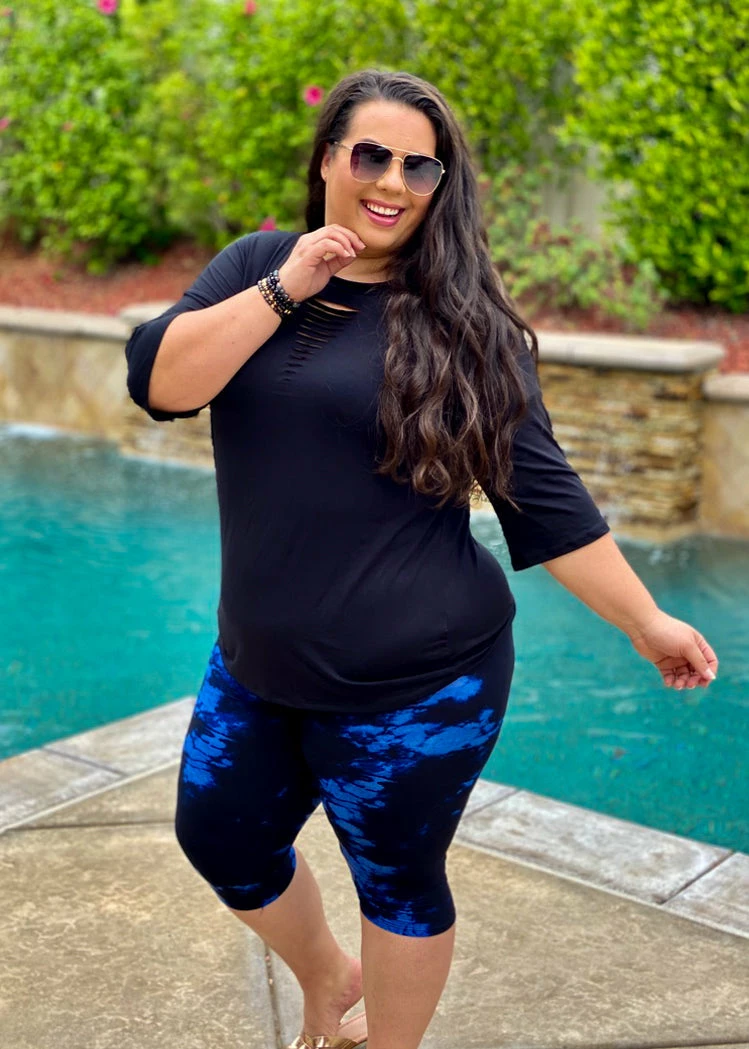 Boutique Simplified Laser Cut Tunic In Black 4 Boutique Simplified Laser Cut Tunic In Black