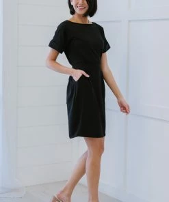 Trendsi Apparel Layla Dress In Black