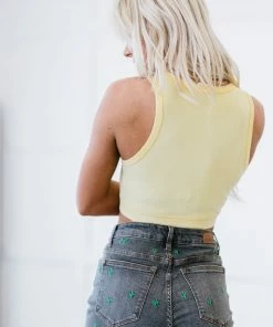 Trendsi Apparel Simplest Of Things Cropped Tank