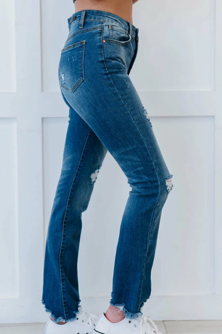 Trendsi Apparel RISEN Traveler High-Waisted Straight Jeans 4 Trendsi Apparel RISEN Traveler High-Waisted Straight Jeans