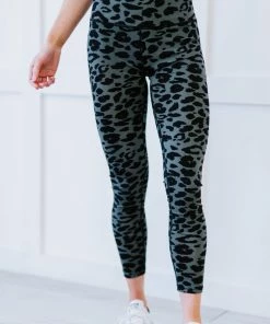 Trendsi Move Like A Cheetah Leggings Apparel
