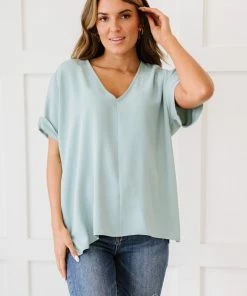Trendsi Apparel Brooklyn Bridge Dolman Sleeve Top