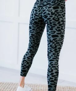Trendsi Move Like A Cheetah Leggings Apparel