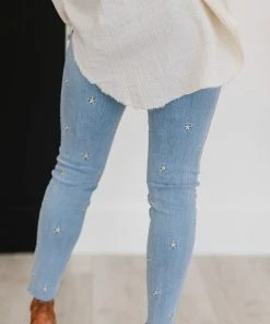 Trendsi Judy Blue All The Stars Embroidered Skinny Jeans Apparel 31 Trendsi Judy Blue All The Stars Embroidered Skinny Jeans Apparel