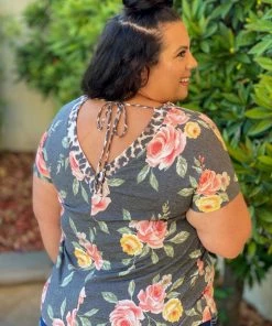 Boutique Simplified Rose Of The Amazon Short Sleeve Top 9 Boutique Simplified Rose Of The Amazon Short Sleeve Top