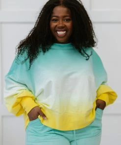 Trendsi Apparel Summer Breeze Ombre Cropped Sweatshirt